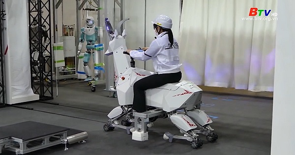 Công ty Kawasaki (Nhật Bản) ra mắt robot dê có thể chở người